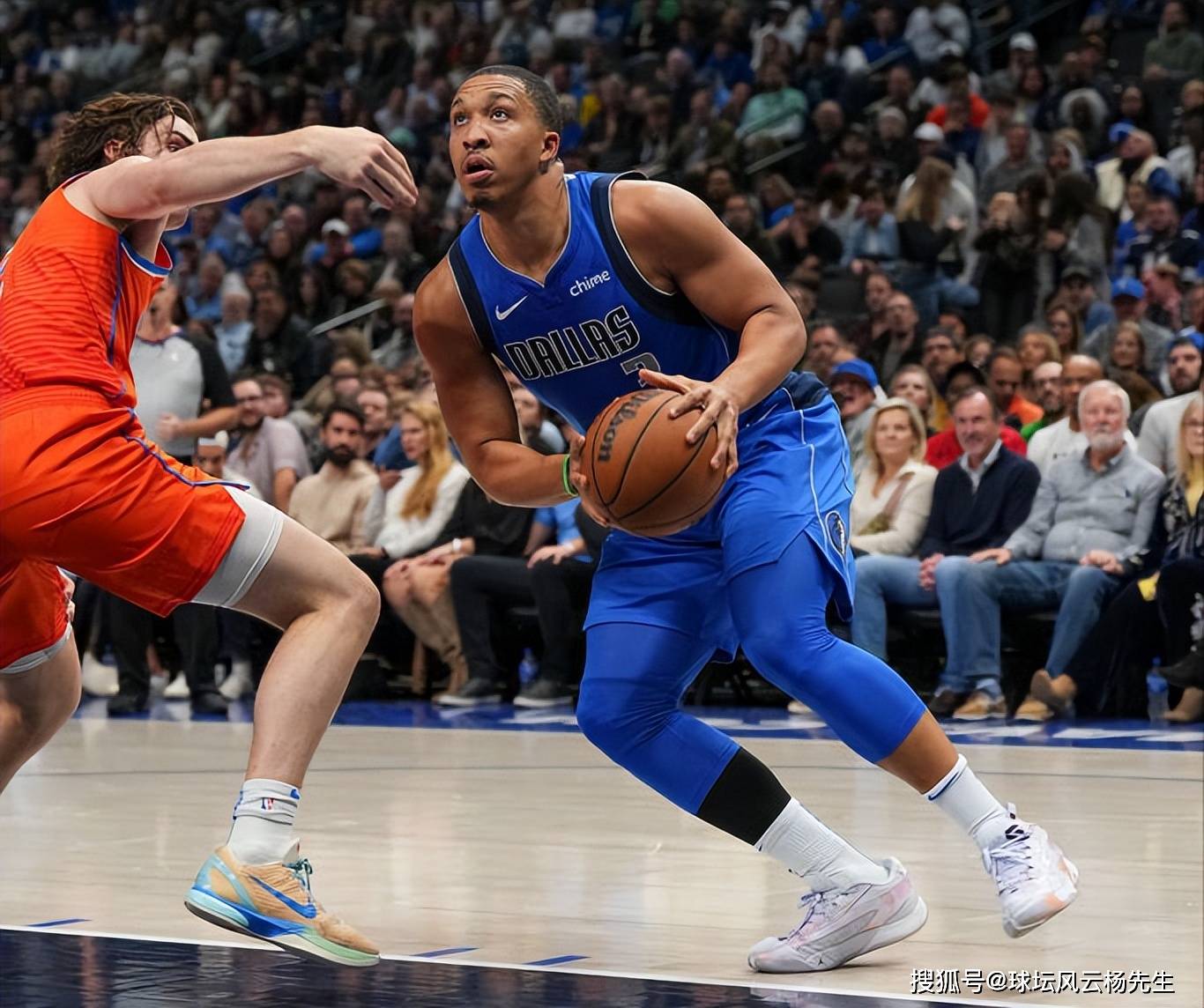 开云登录入口-反败为胜首场状态出色，独行侠观众沸腾！，莎拉波娃重返赛场全场沸腾不已(ufc精英之路第二季总决)