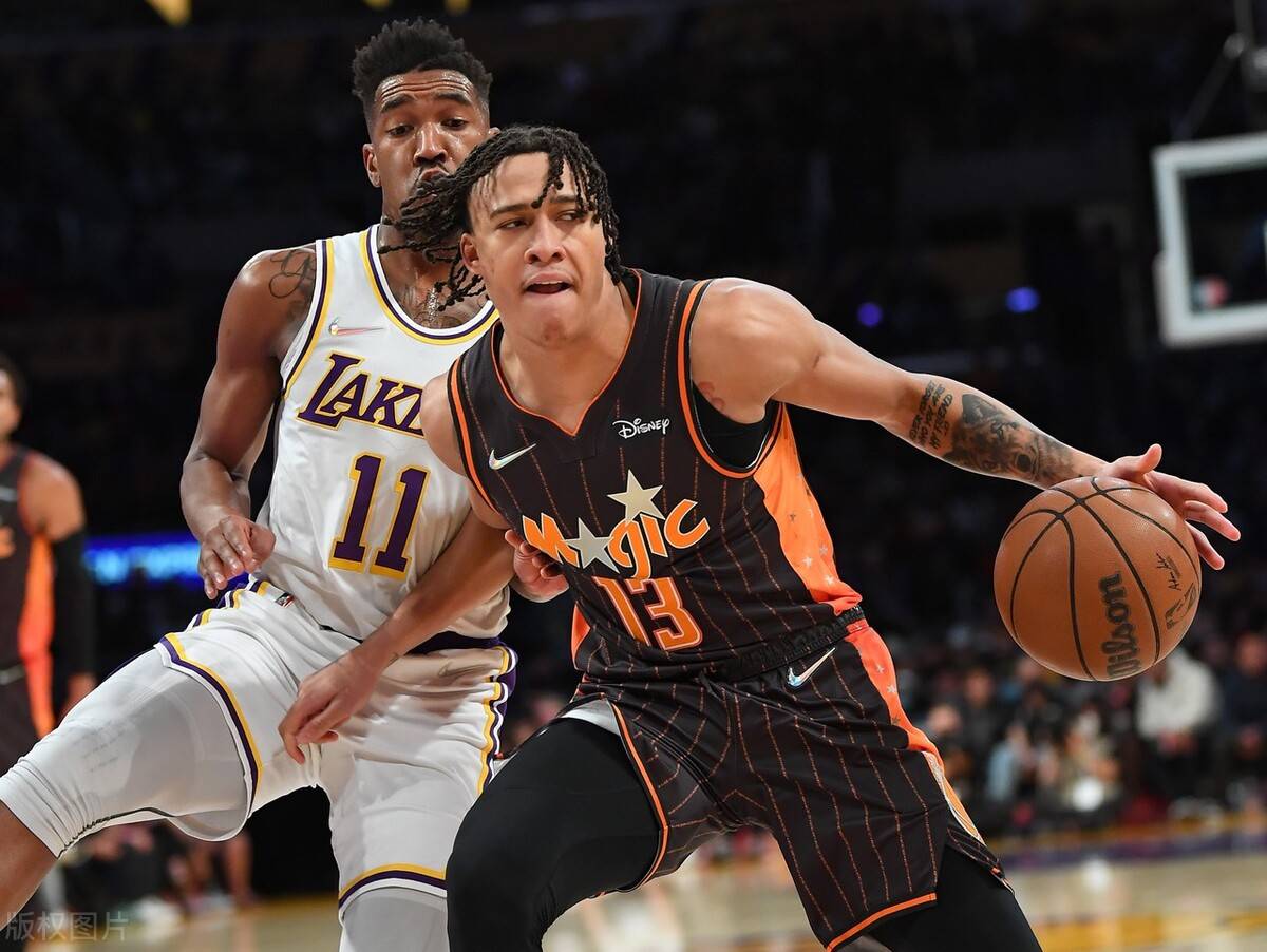 开云登录入口-阿斯顿维拉迎来里程碑备战CBA季后赛里尔完成体检备战社区盾，媒体一致点评：里程碑夜皇家社会官宣签约的简单介绍