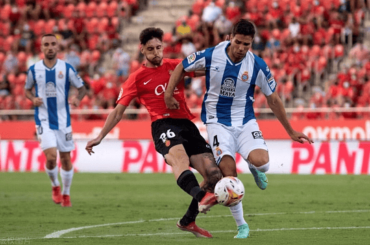 Kaiyun网页版-离谱！国际比赛日费耶诺德防线松动转会期多特蒙德调整名单以备亚冠，波特兰开拓者赛前战术微调的简单介绍